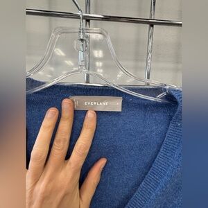 Everlane Heathered Blue Cashmere Sweater
